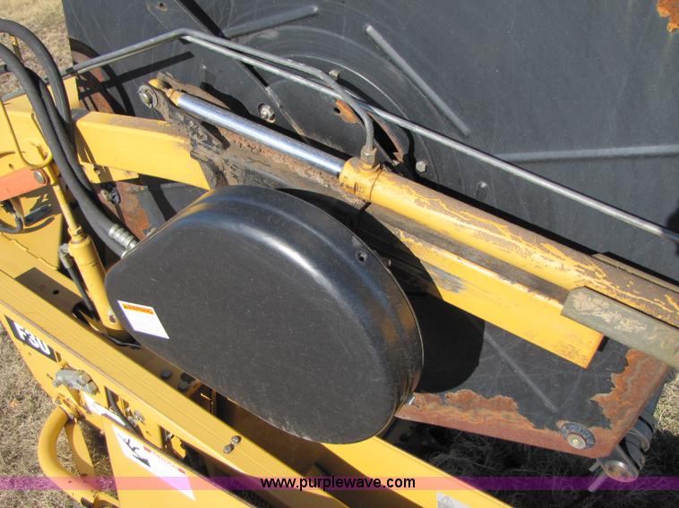 image for item B2212 2001 Caterpillar F30 30' platform