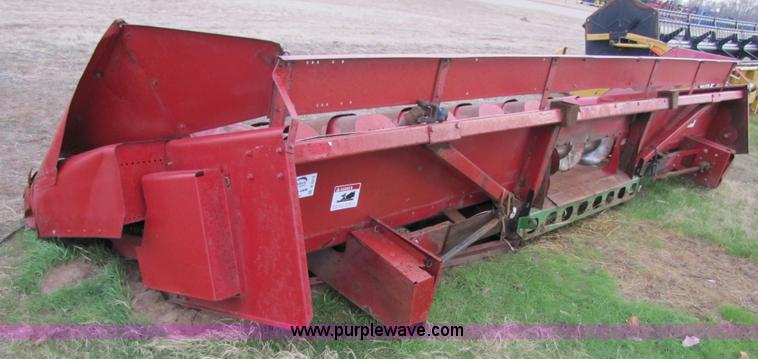 image for item B2213 Case IH 938 corn head