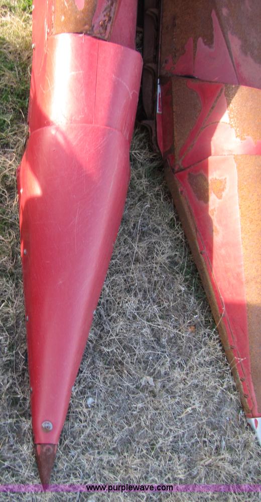 image for item B2213 Case IH 938 corn head