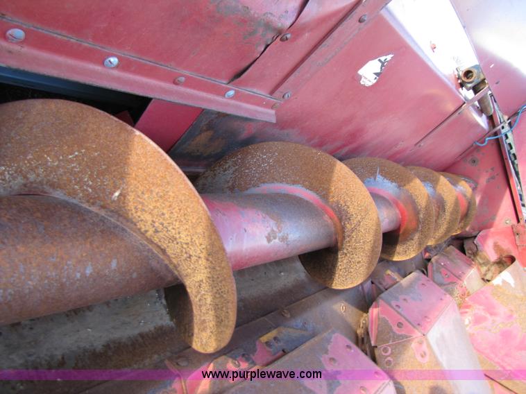 image for item B2213 Case IH 938 corn head