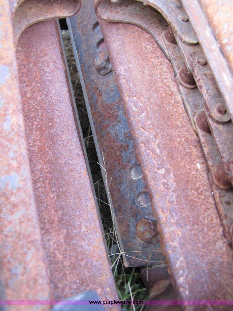 image for item B2213 Case IH 938 corn head