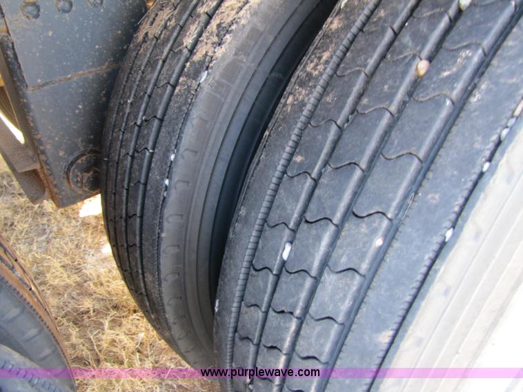 image for item B2214 2000 Timpte Super Hopper 42' aluminum grain trailer