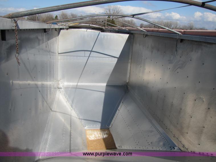 image for item B2214 2000 Timpte Super Hopper 42' aluminum grain trailer