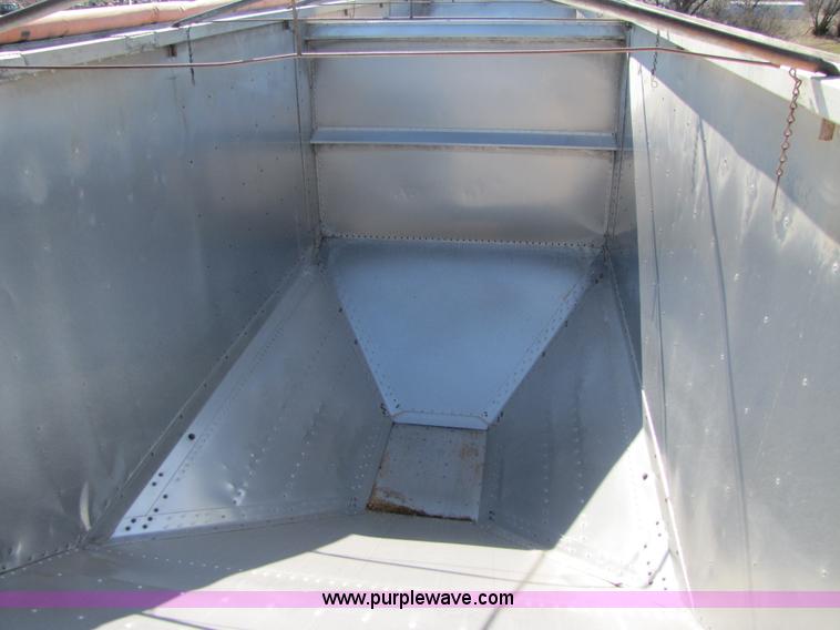 image for item B2214 2000 Timpte Super Hopper 42' aluminum grain trailer