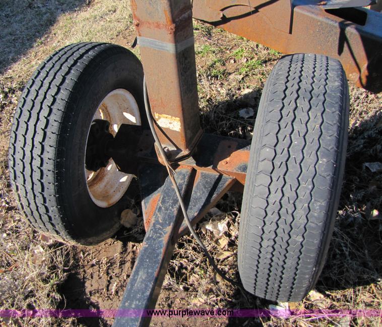 image for item B2219 M.d. P38 38' header trailer