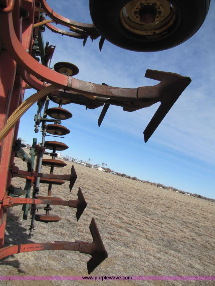 image for item B2235 Krause 4330 31' chisel plow with Flex-King seeder