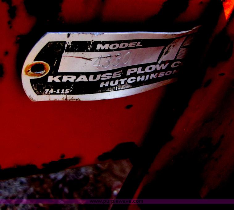 image for item B2235 Krause 4330 31' chisel plow with Flex-King seeder