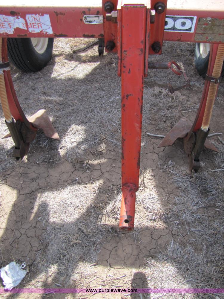 image for item B2235 Krause 4330 31' chisel plow with Flex-King seeder