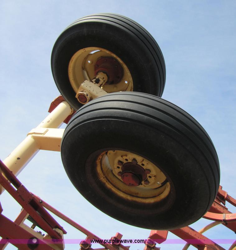 image for item B2235 Krause 4330 31' chisel plow with Flex-King seeder