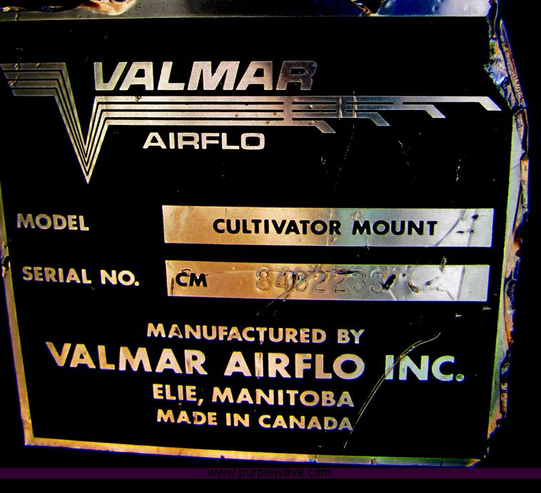 image for item B2235 Krause 4330 31' chisel plow with Flex-King seeder