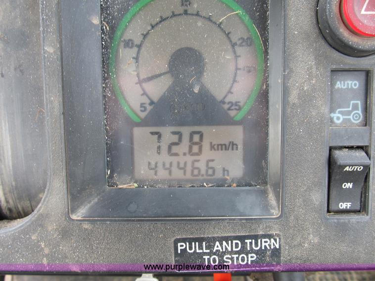 image for item B2618 1989 John Deere 4055 MFWD tractor