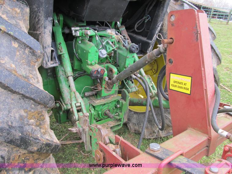 image for item B2618 1989 John Deere 4055 MFWD tractor