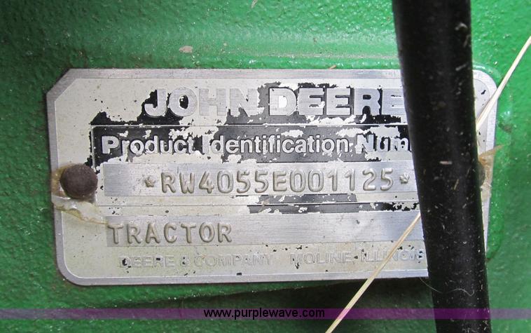 image for item B2618 1989 John Deere 4055 MFWD tractor