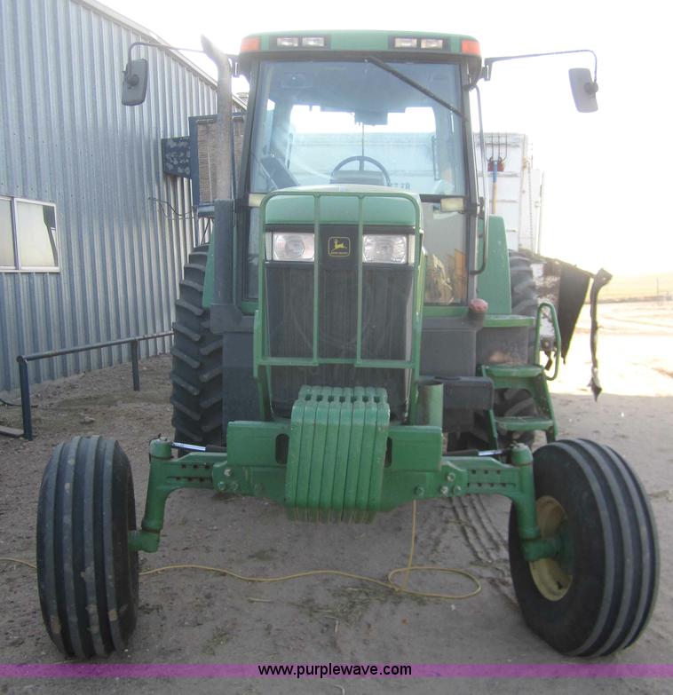 image for item B5668 1998 John Deere 7810 tractor