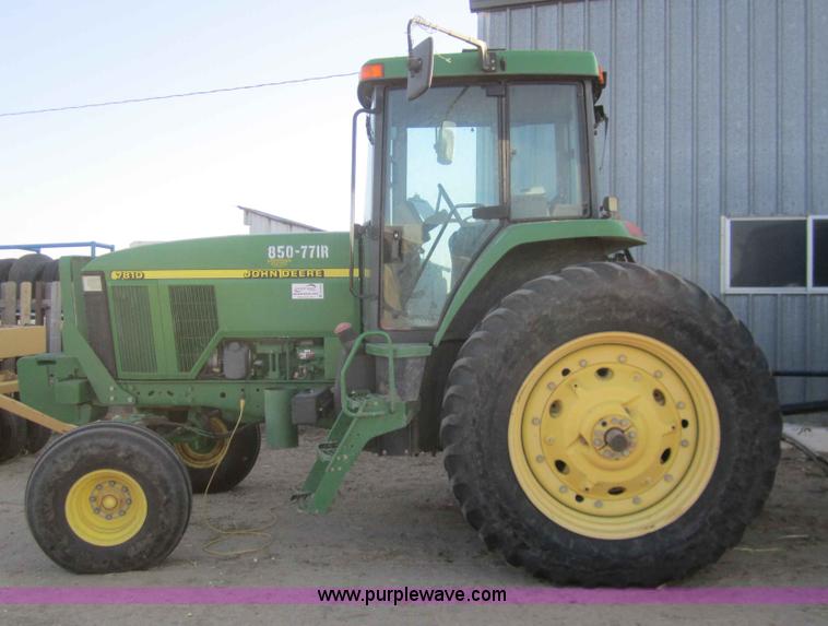 image for item B5668 1998 John Deere 7810 tractor