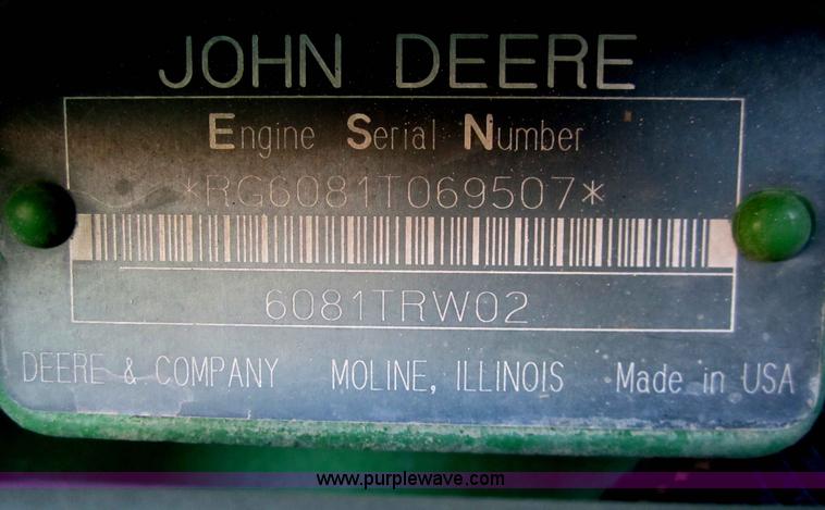 image for item B5668 1998 John Deere 7810 tractor