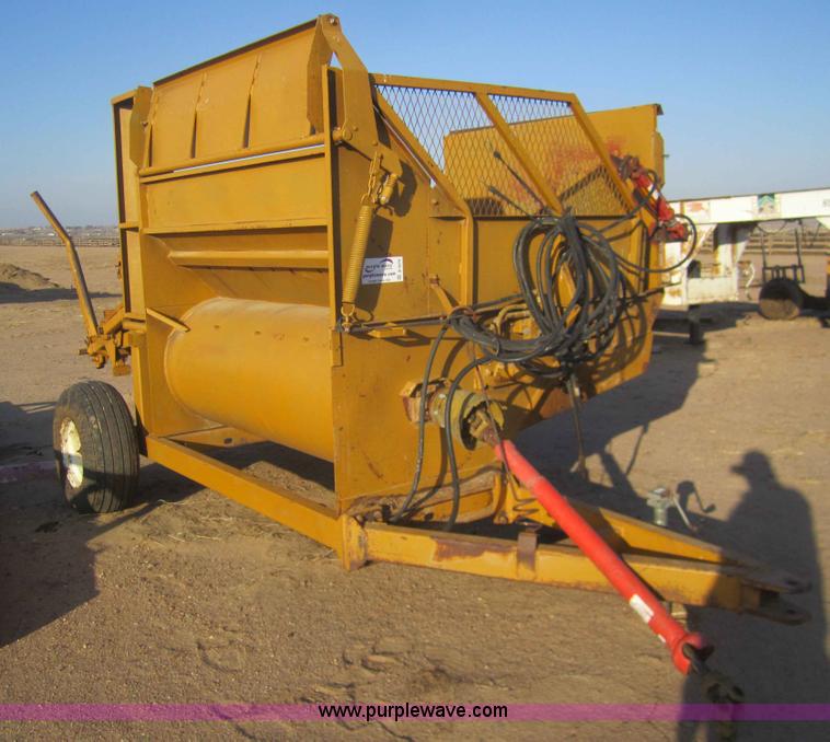 image for item B5670 HayBuster 256 Plus II bale processor