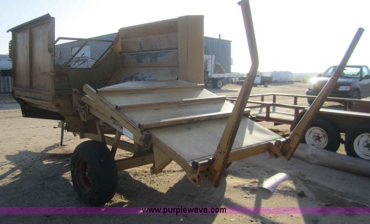 image for item B5670 HayBuster 256 Plus II bale processor