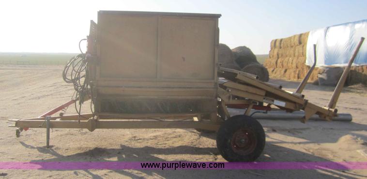 image for item B5670 HayBuster 256 Plus II bale processor