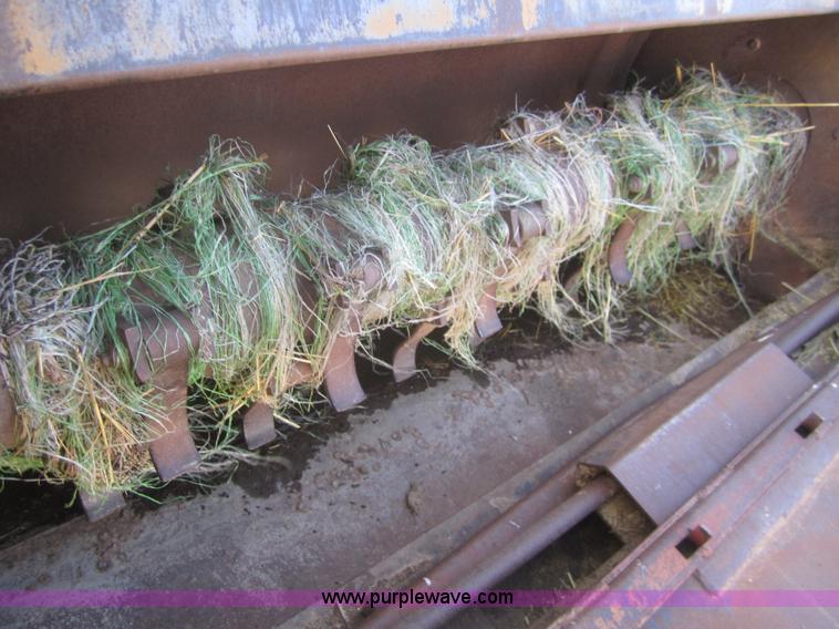 image for item B5670 HayBuster 256 Plus II bale processor