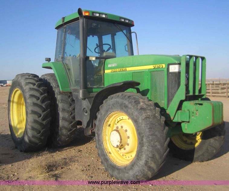 image for item B5671 1998 John Deere 7810 MFWD tractor