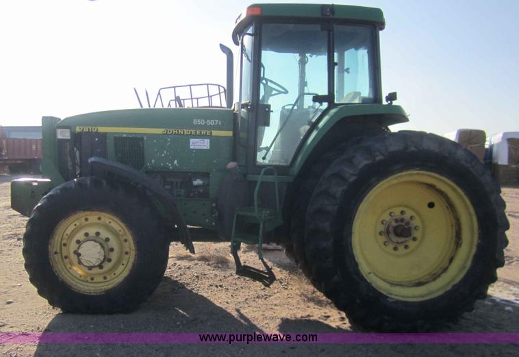 image for item B5671 1998 John Deere 7810 MFWD tractor