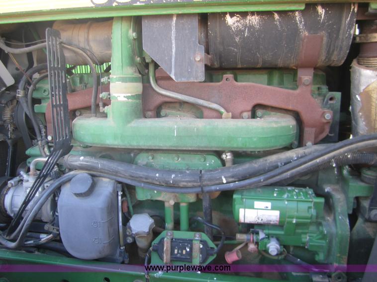 image for item B5671 1998 John Deere 7810 MFWD tractor