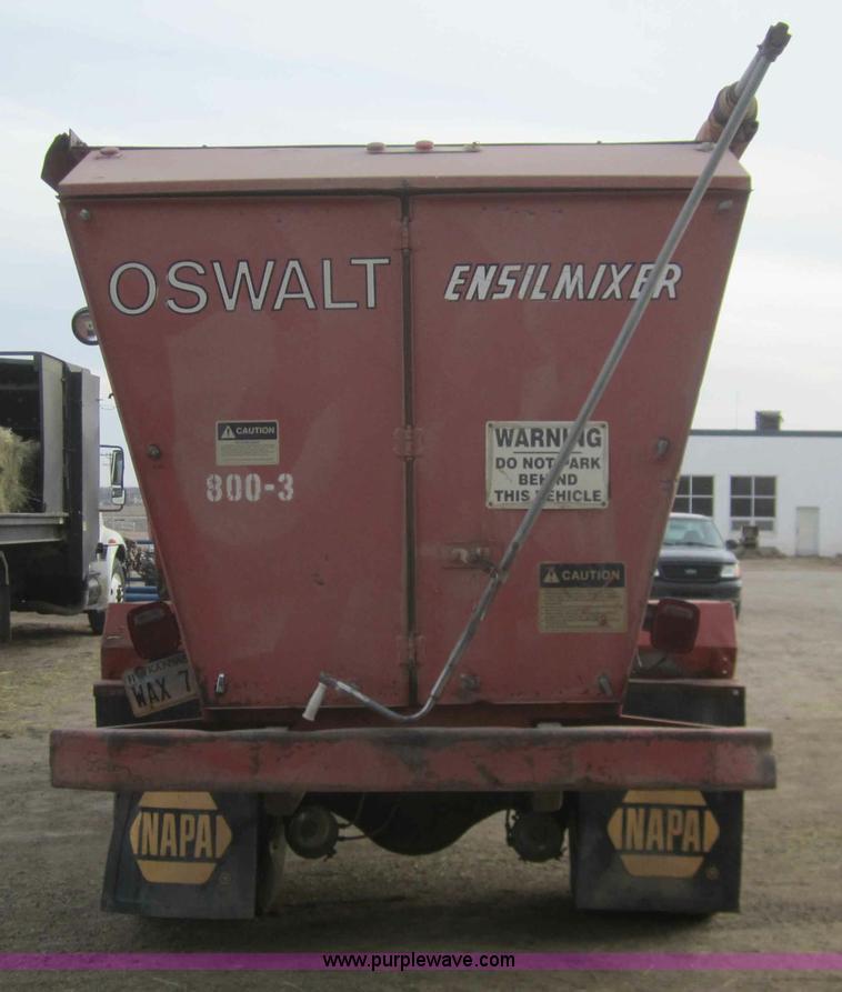 image for item B5672 1984 Ford 8000 feed truck