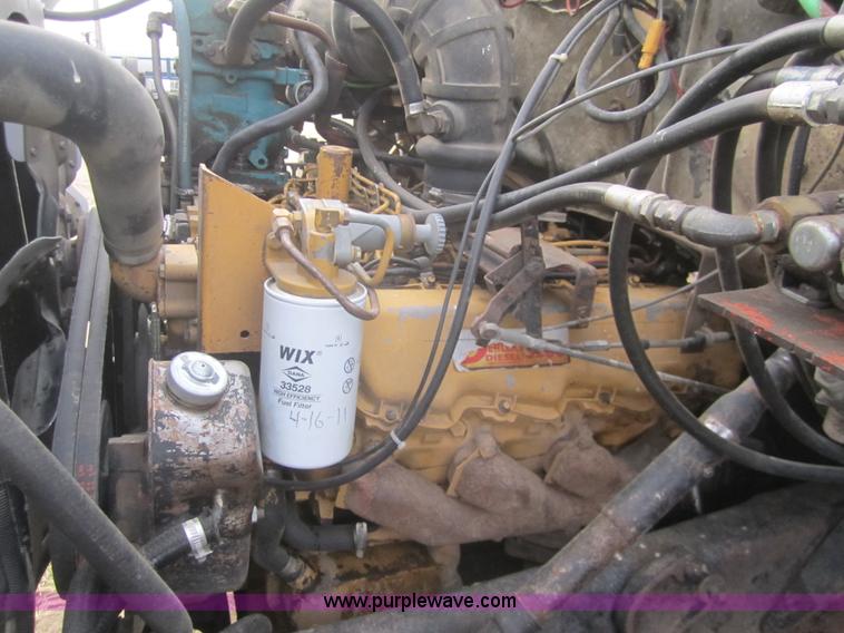 image for item B5672 1984 Ford 8000 feed truck