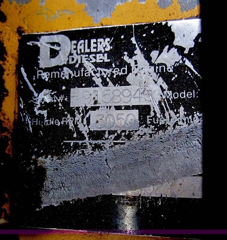 image for item B5672 1984 Ford 8000 feed truck