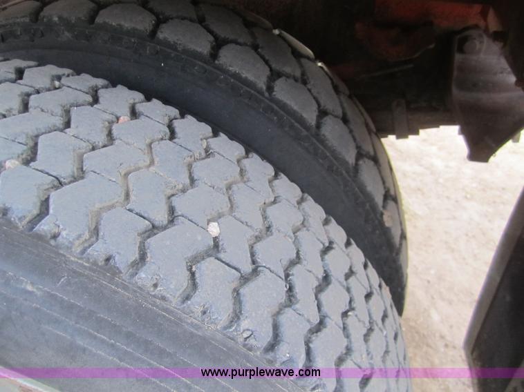 image for item B5672 1984 Ford 8000 feed truck