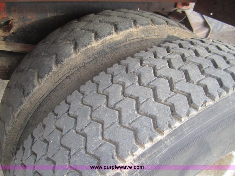 image for item B5672 1984 Ford 8000 feed truck