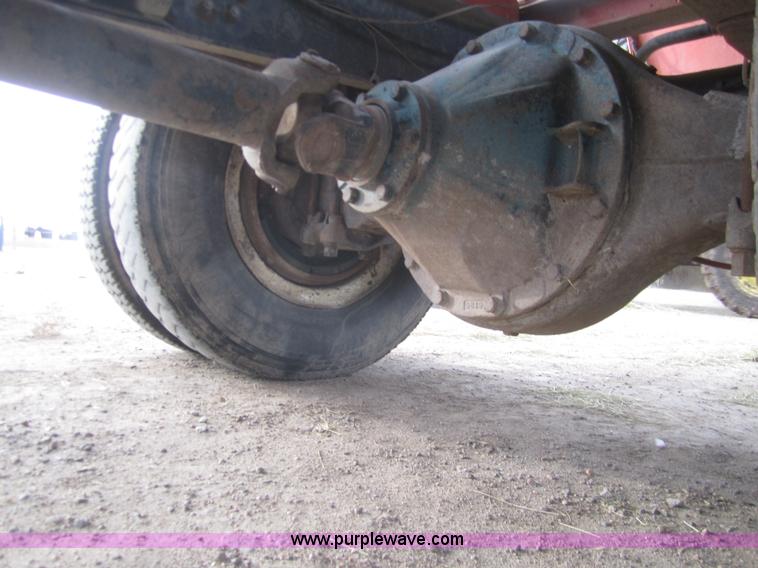 image for item B5672 1984 Ford 8000 feed truck