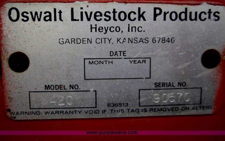 image for item B5672 1984 Ford 8000 feed truck