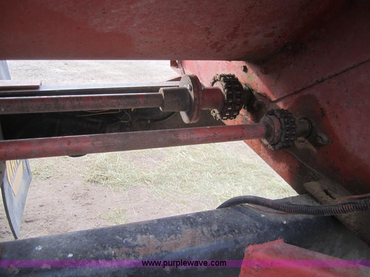 image for item B5672 1984 Ford 8000 feed truck