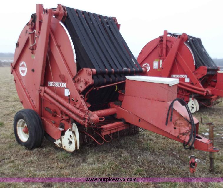 image for item B6249 Hesston 5800 round baler