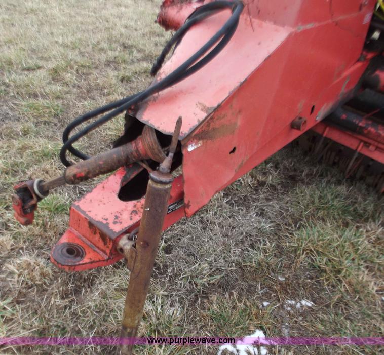 image for item B6249 Hesston 5800 round baler