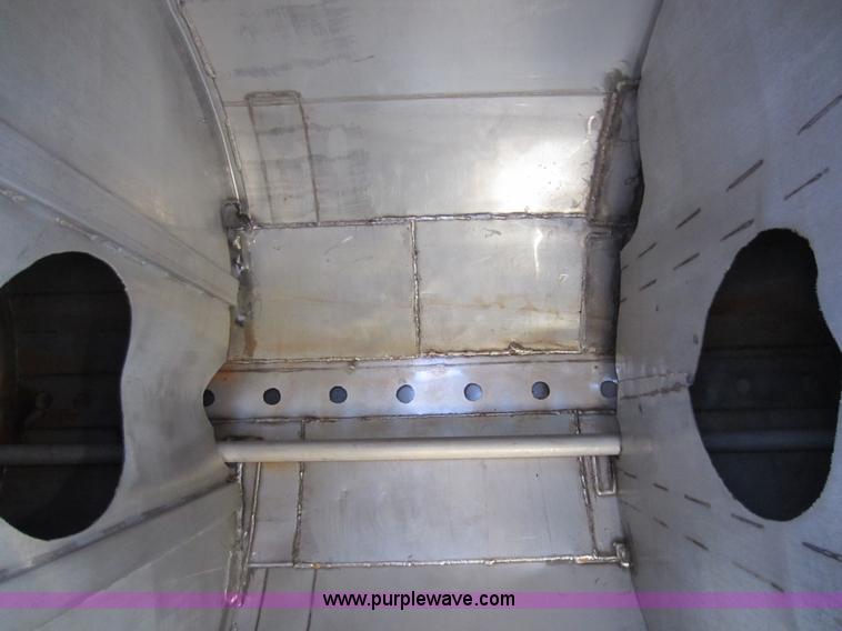 image for item C5306 1990 Loral Magnum III Turbo sprayer