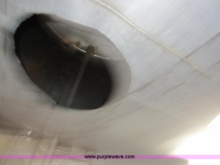 image for item C5306 1990 Loral Magnum III Turbo sprayer