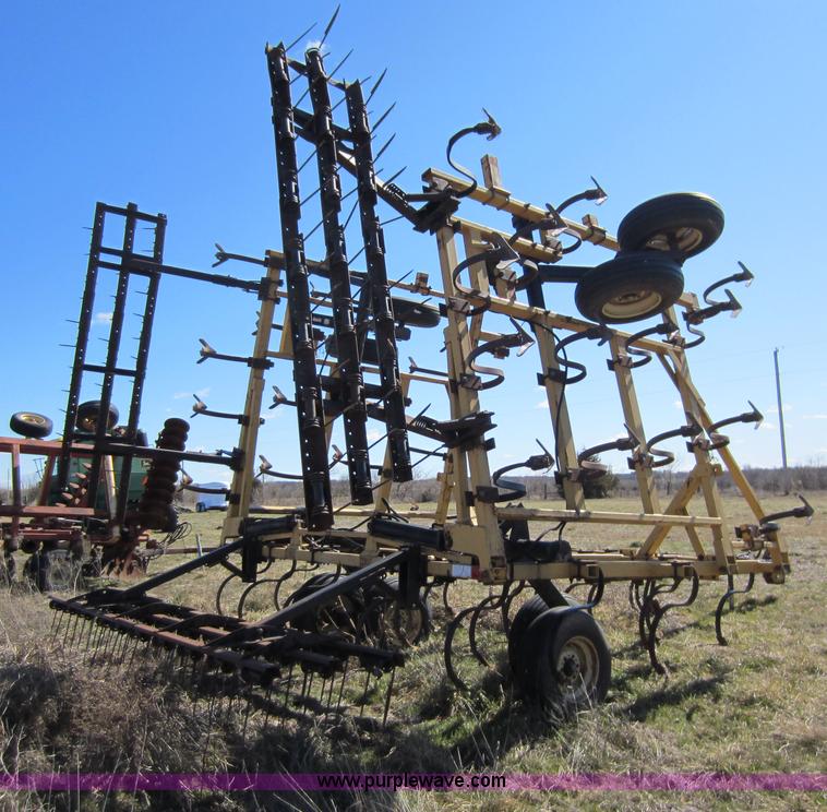 image for item C5312 Landoll 1430 field cultivator