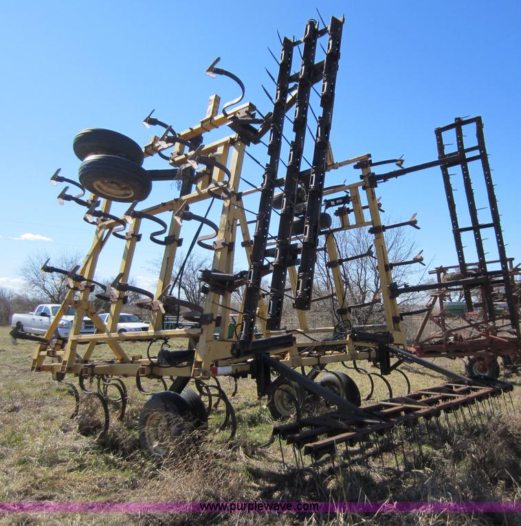 image for item C5312 Landoll 1430 field cultivator