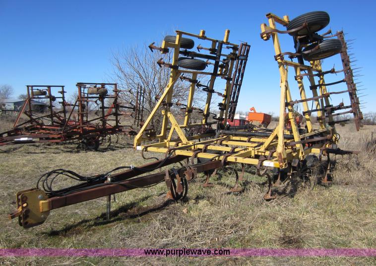 image for item C5312 Landoll 1430 field cultivator