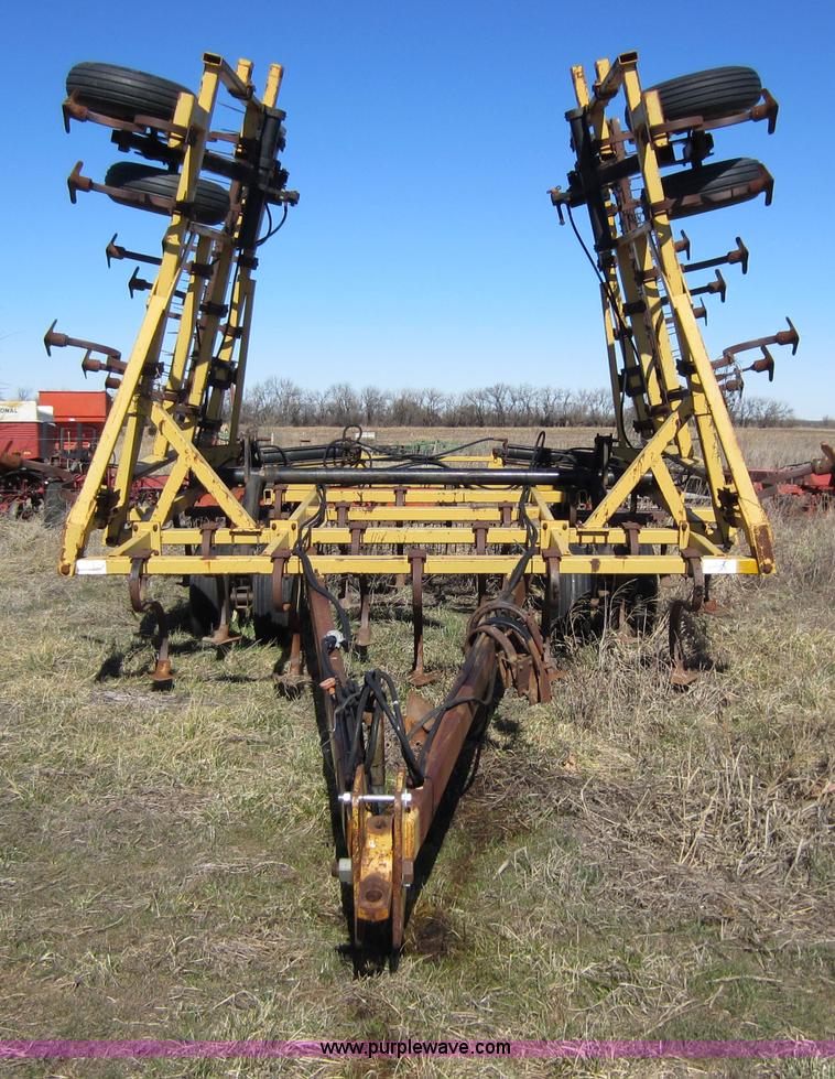 image for item C5312 Landoll 1430 field cultivator