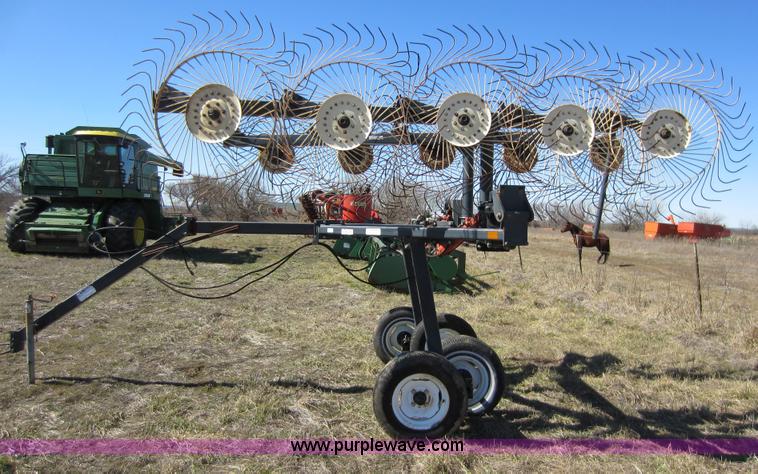 image for item C5317 10 wheel rake