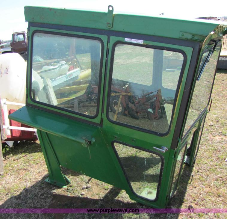 image for item C9629 Tractor cab