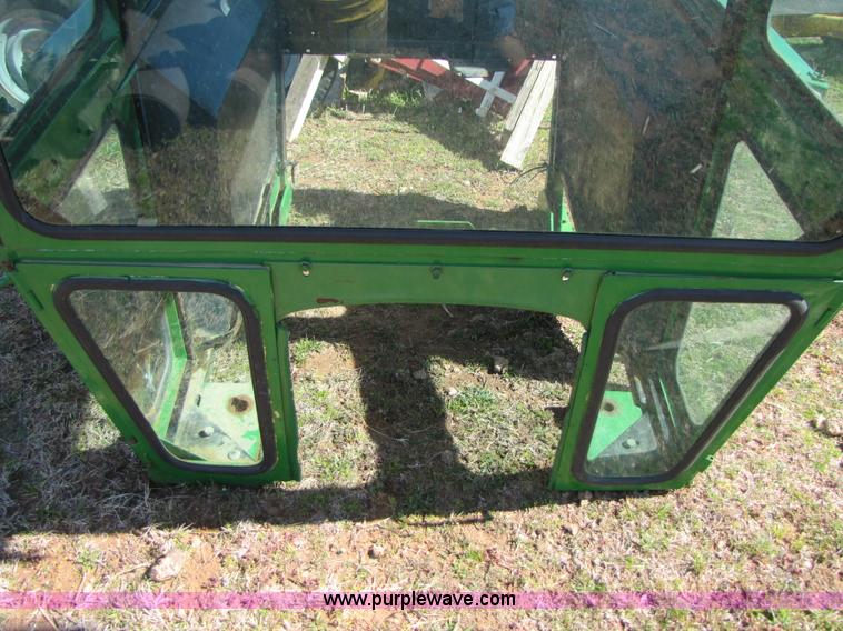 image for item C9629 Tractor cab