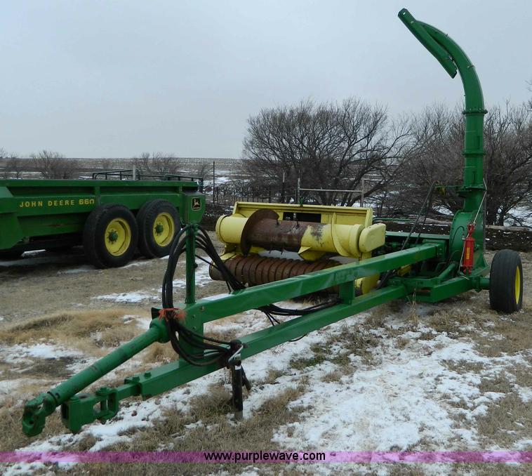 image for item D8770 John Deere 3800 silage cutter