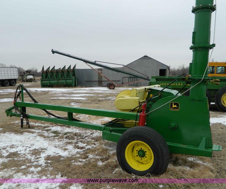 image for item D8770 John Deere 3800 silage cutter