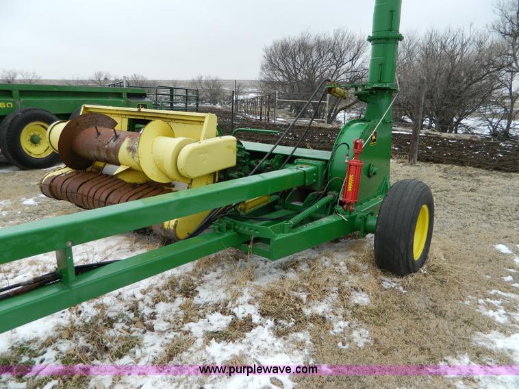 image for item D8770 John Deere 3800 silage cutter