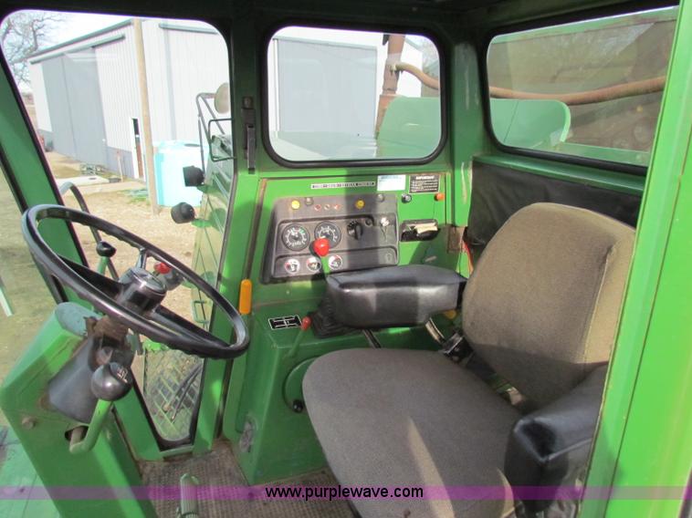 image for item D9139 John Deere 7700 combine